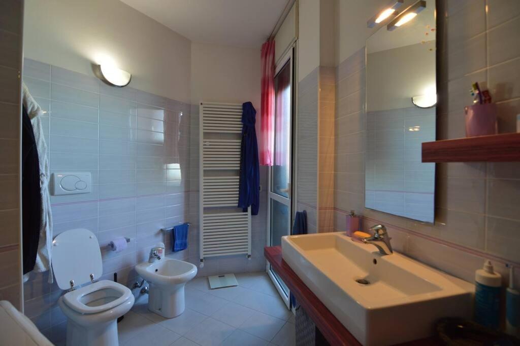 Ferienwohnung La Casa Di Luca Imola Exterior foto